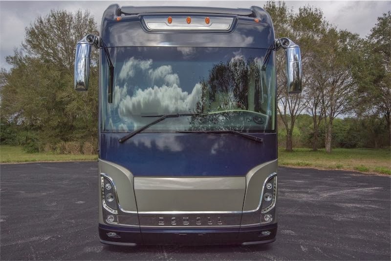 Used RVs 2011 Newell 45 P2000i for Sale For Sale by Owner