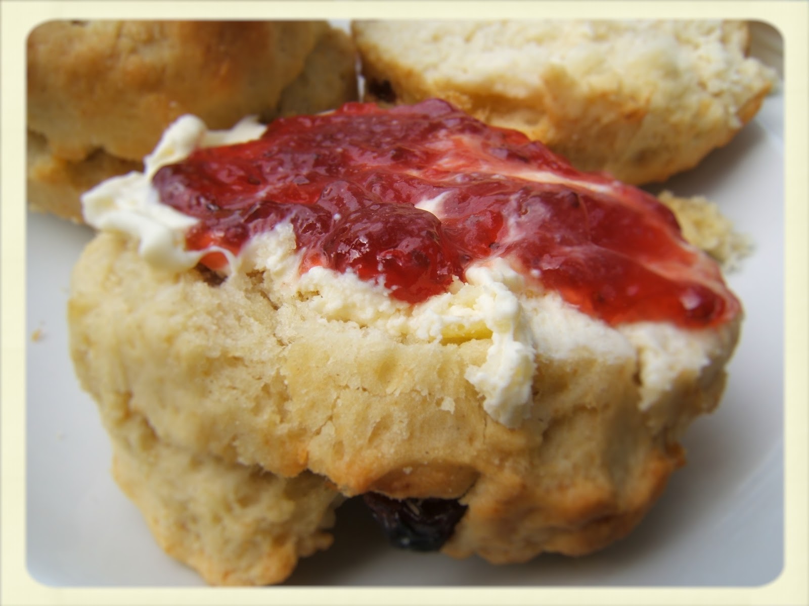 Cream Tea Queen Greys Court, near HenleyonThames