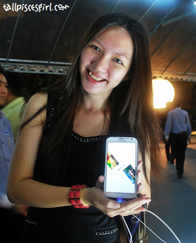 Yours truly with Samsung Galaxy Note II Yours truly with Samsung Galaxy Note II