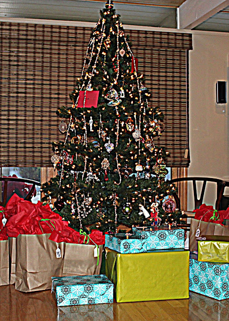 Barcana Slim Pine Christmas Tree 7 1/2 feet