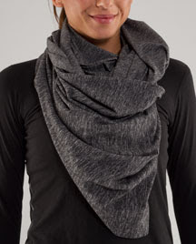 lululemon vinyasa scarf heathered black