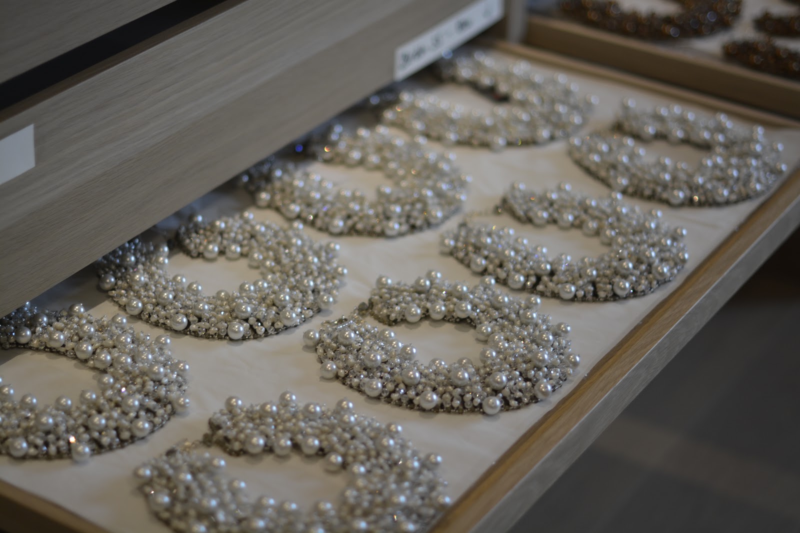 Maitai's picture book: baubles and pearls