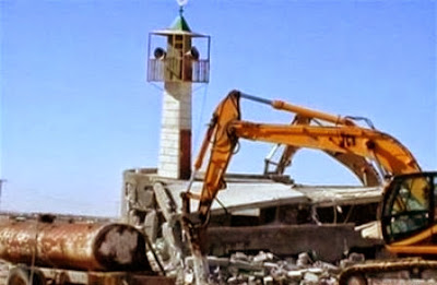 MASJID DIRUNTUHKAN DI ANGOLA MASJID DIRUNTUHKAN DI ANGOLA