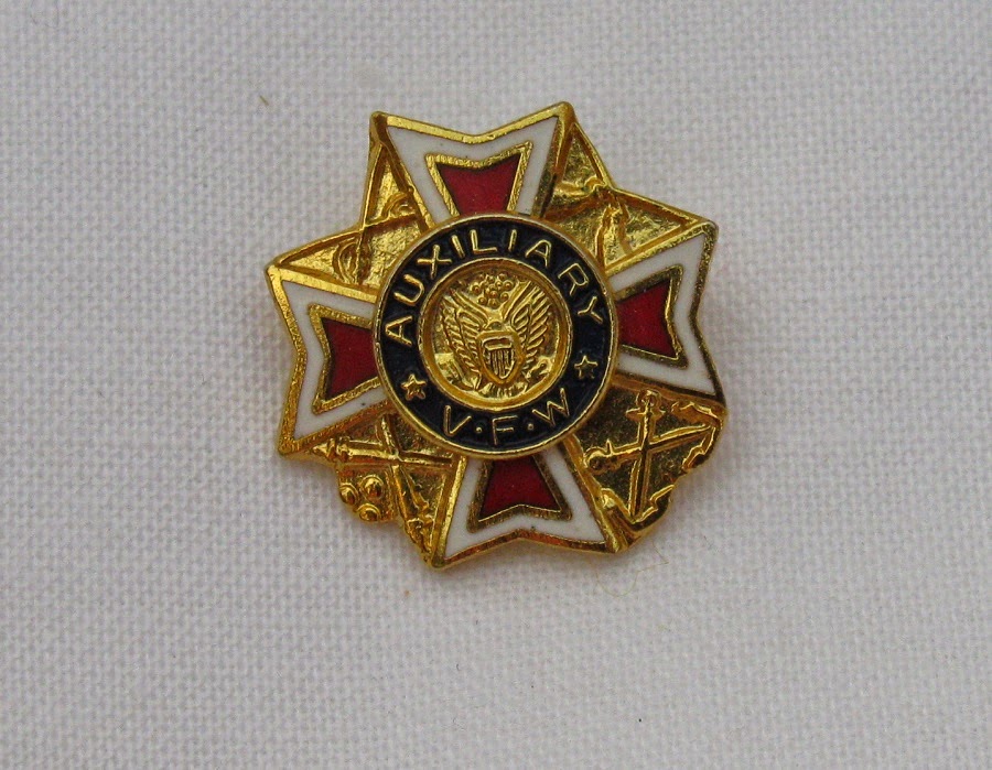 Photograph of VFW Pin Photograph of VFW Pin