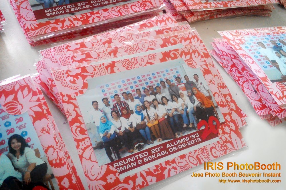 Souvenir PhotoBooth IRIS PhotoBooth Jasa Photo Booth Souvenir Jakarta