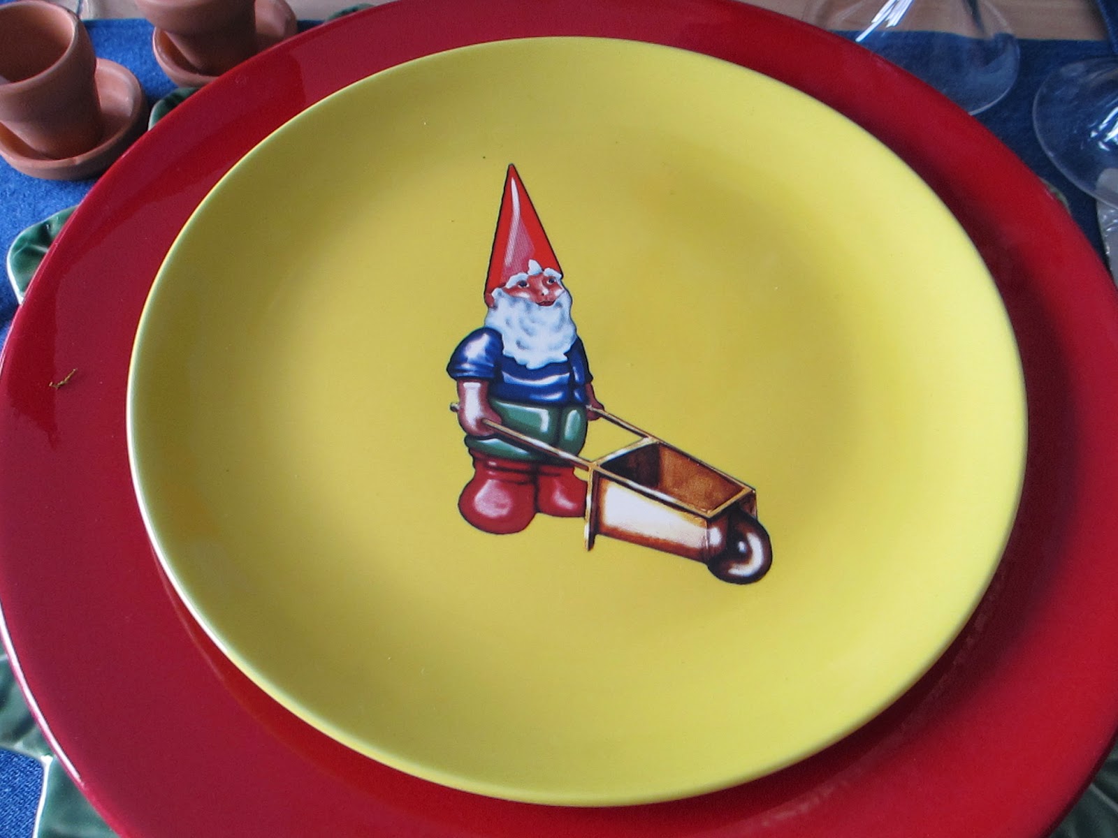 The Guest Gnome Tablescape