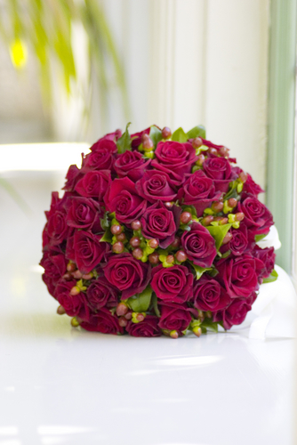 Maroon Wedding Flowers If The Ring Fits Wedding Flowers Winter Maroon Wedding Flowers If The Ring Fits Wedding Flowers Winter