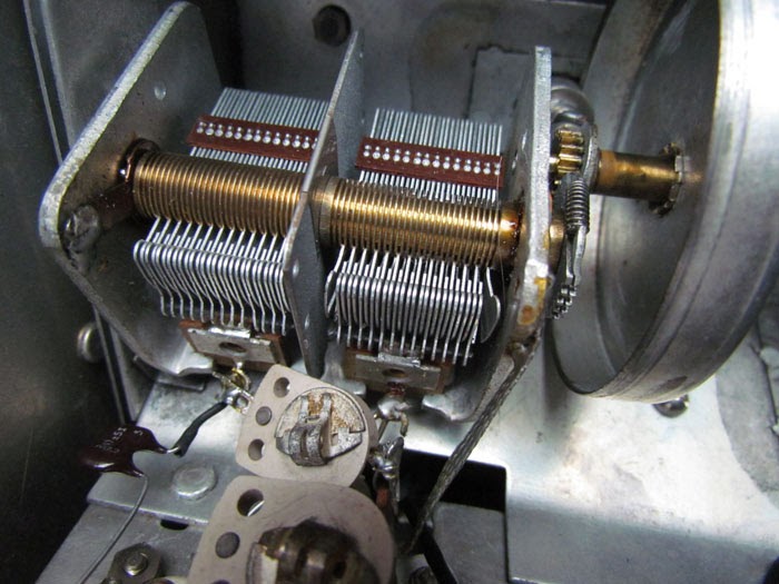 Hickok 288X Signal Generator: Removing The Tuning ... amp capacitor wiring 