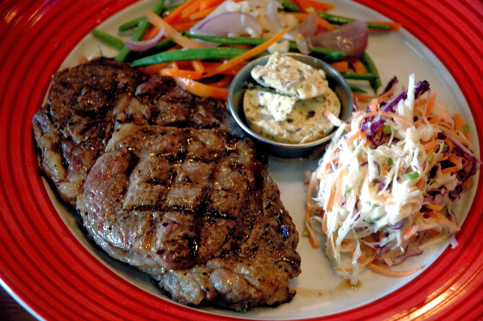 DUDE FOR FOOD Wednesday Burger and Steak at TGI Friday's