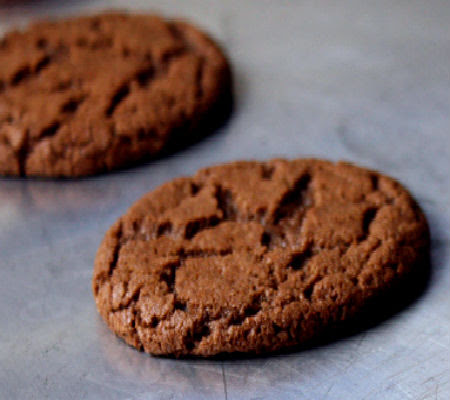 Spicy Chocolate Crackle Cookies Spicy Chocolate Crackle Cookies