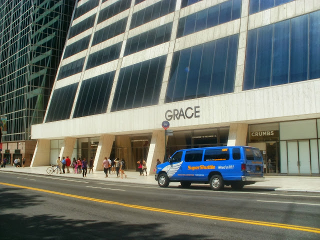 Midtown Blogger Manhattan Valley Follies Grace Building On Sixth Avenue 42nd Street Entrance