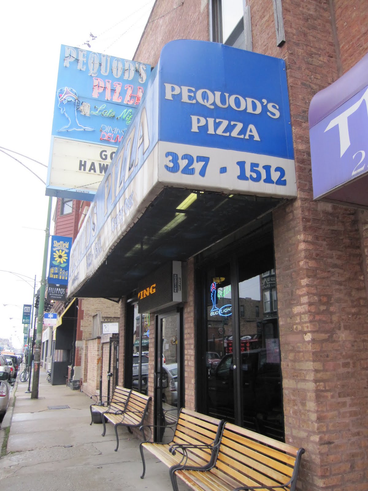Chicago: Pequod&#039;s Pizza