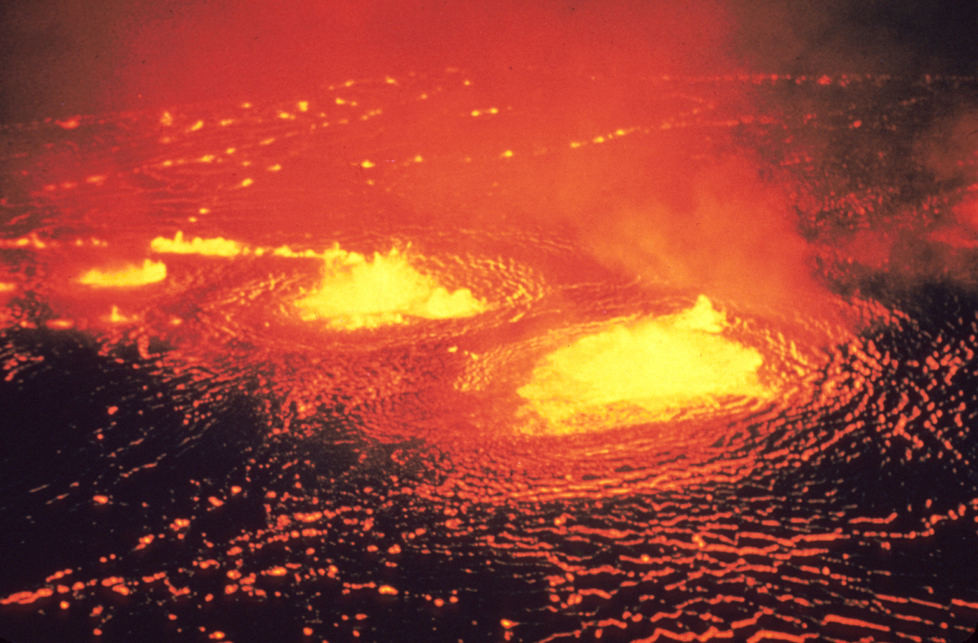 http://4.bp.blogspot.com/-dz3BgoTA8HQ/Tnry3gpyybI/AAAAAAAAC7g/YSrQ5-r85K0/s1600/Eruption_1954_Kilauea_Volcano.jpg