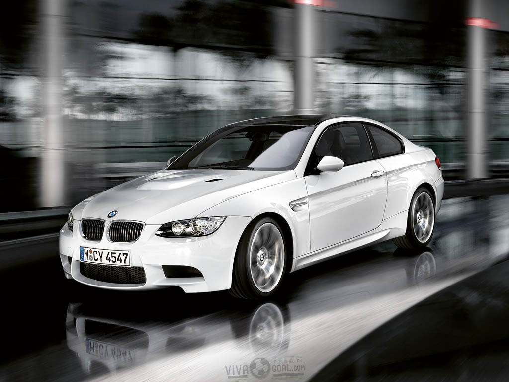 http://4.bp.blogspot.com/-dz3syDf7WIA/Tmhyrxn_coI/AAAAAAAACkk/7N3AdERBxng/s1600/bmw-m3-wallpaper-1.jpg