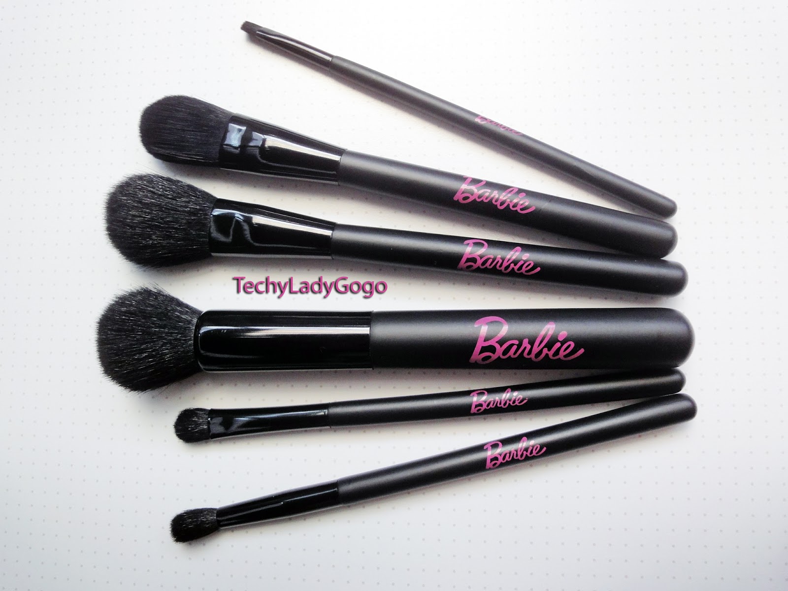 เห่อแปรงแต่งหน้า รีวิว Barbie Magic Makeup Brush TechyLadyGogo