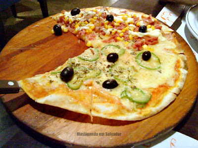 Jerimum Buffet e Forneria: pizza meia Abobrinha meia Do Pizzaiolo