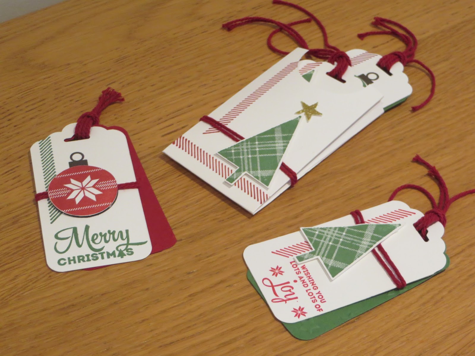 CraftyCarolineCreates Christmas in August? Gift Tag Set using Lots of