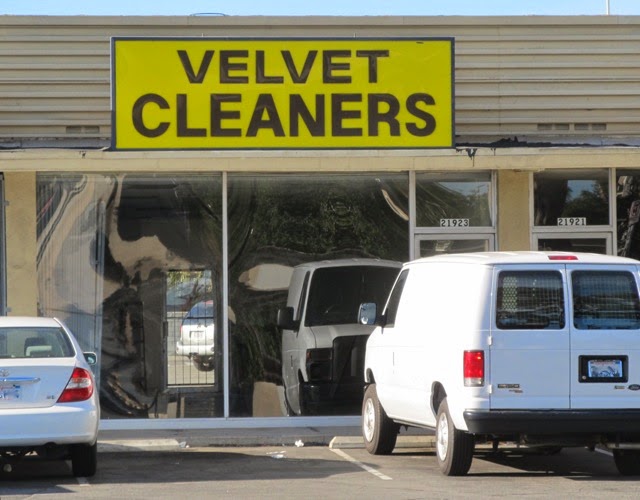 The Canoga Park Quilt Neighborhood Cleaners Closes Its Doors After 47