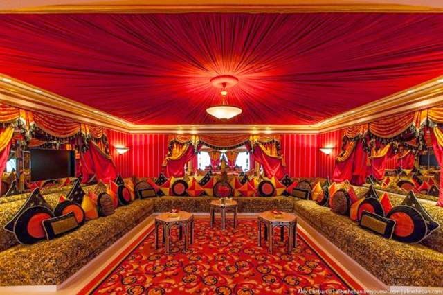 Burj Al Arab — Inside the most expensive Seven-star hotel in Dubai Burj Al Arab — Inside the most expensive Seven-star hotel in Dubai