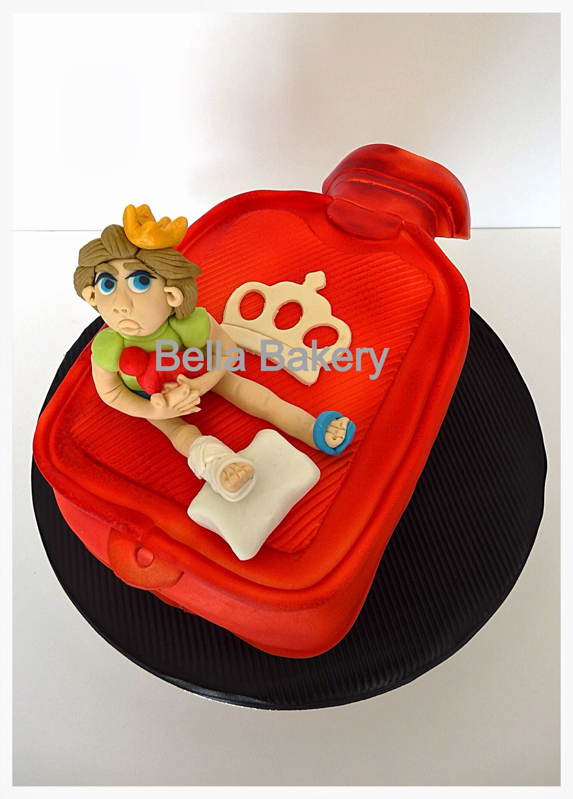  HOT WATER BOTTLE CAKE