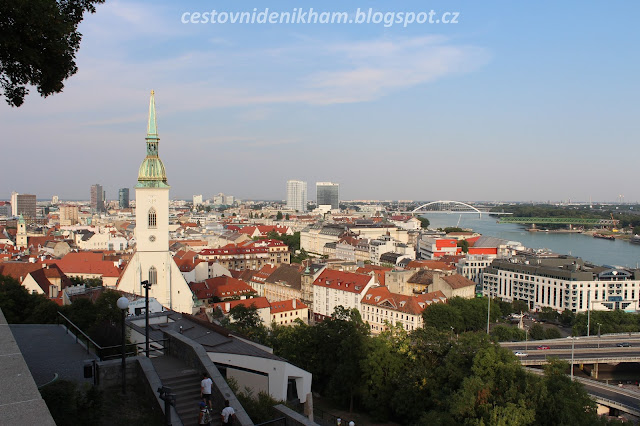 výhled na Bratislavu // a view of Bratislava výhled na Bratislavu // a view of Bratislava