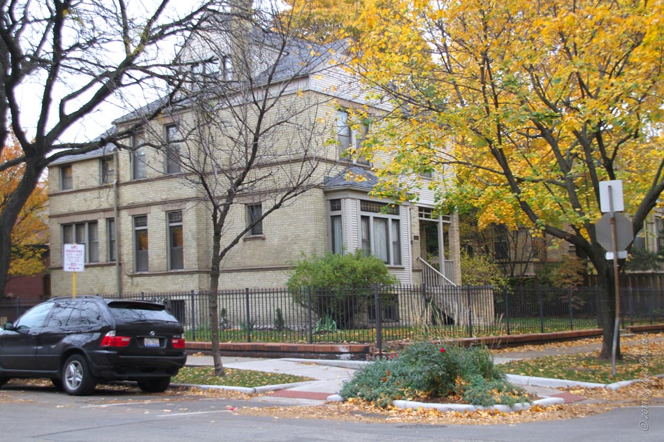 Chicago Architecture & Cityscape Lake View neighborhood [Terra Cotta