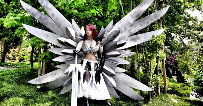 Anime Cosplay Erza Scarlet Cosplay By Helldolly Erza scarlet's heart kreuz armor : anime cosplay blogger