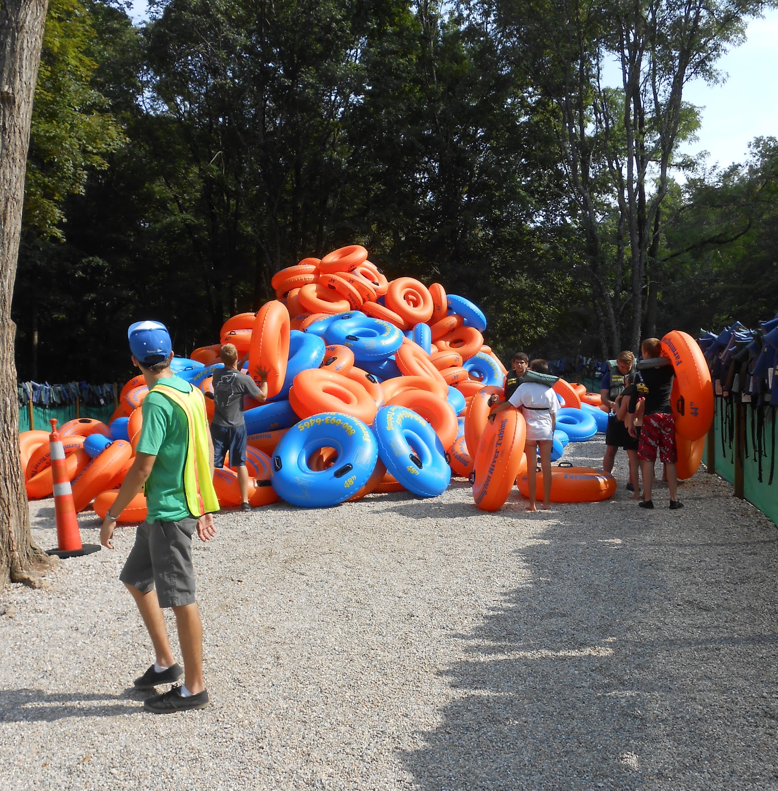 Home Place Tubing down the Farmington River in CT