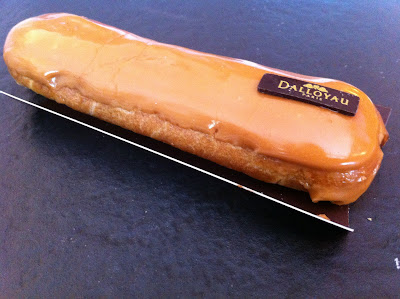 Where to find the best coffee eclair in Paris ? Dalloyau