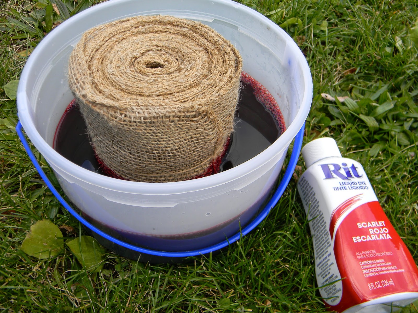Artistic Endeavors 101 Dyeing Burlap Ribbon with RIT Dye...