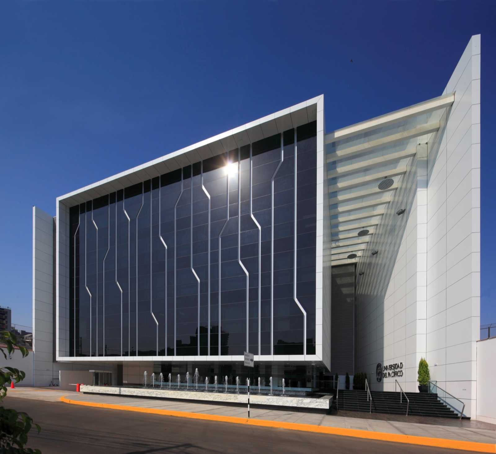 UNIVERSIDAD DEL PACÍFICO BUSINESS SCHOOL BY METROPOLIS