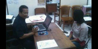 Foto Telanjang Seorang Guru SMP Di Facebook Foto Telanjang Seorang Guru SMP Di Facebook