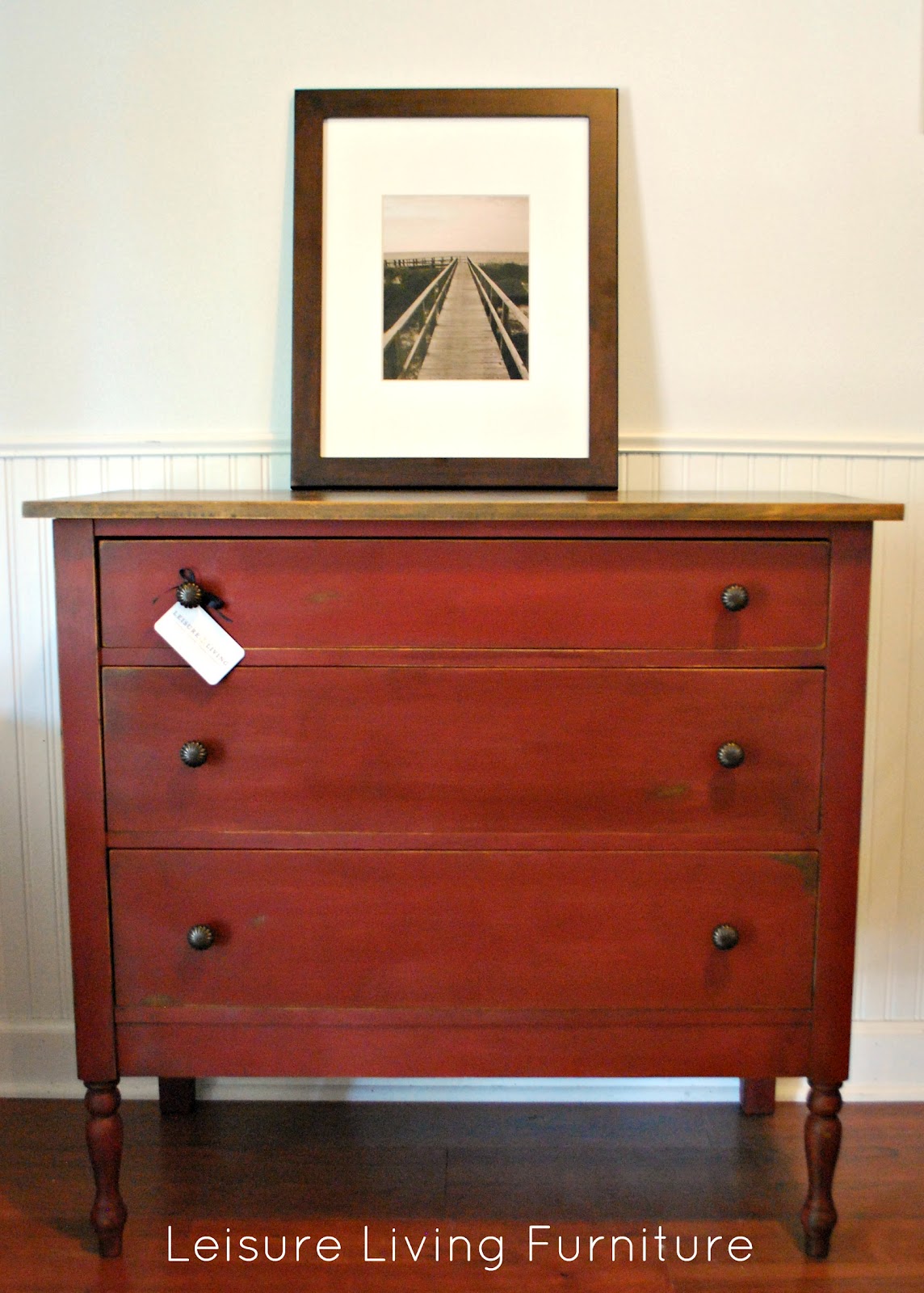 leisure living Primer Red Dresser