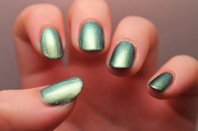 Black Sheep Lacquer Zaftig Zombie