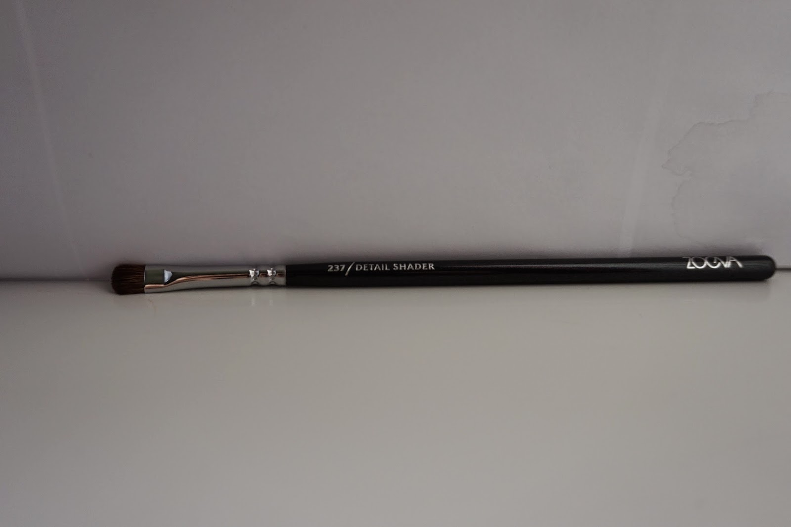 Review: Zoeva Eye Brushes - Dusty Foxes Beauty Blog