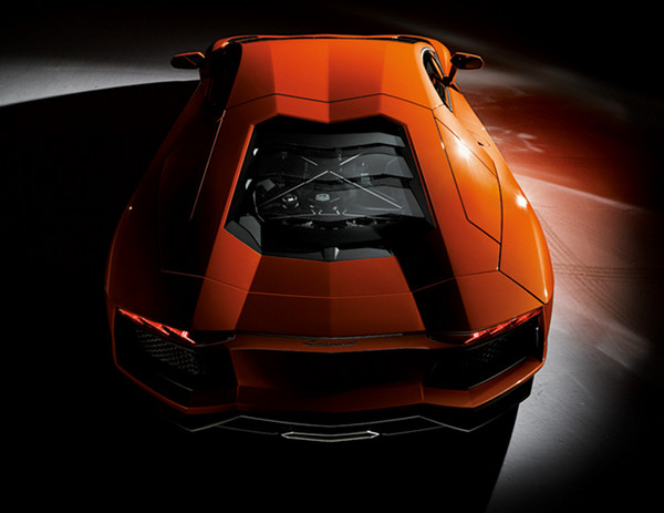 Lamborghini-Aventador-Up.jpg