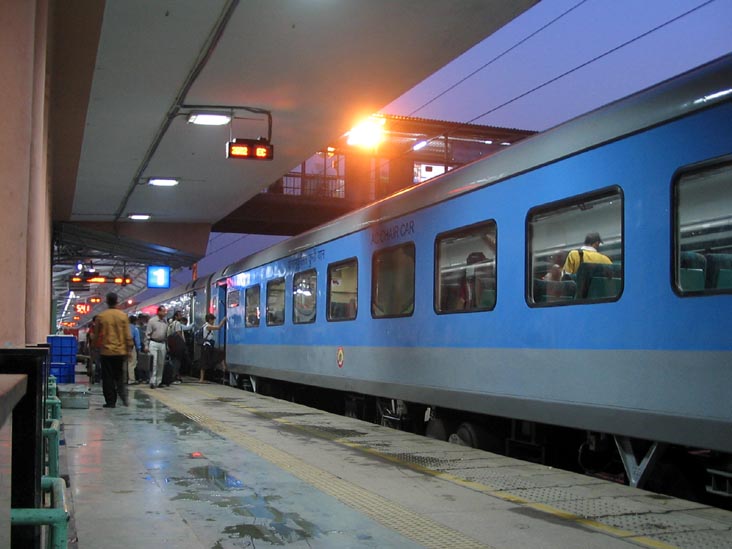 travel indian railway trains chennai kolkata shalimar super fast express travel indian railway trains chennai kolkata shalimar super fast express