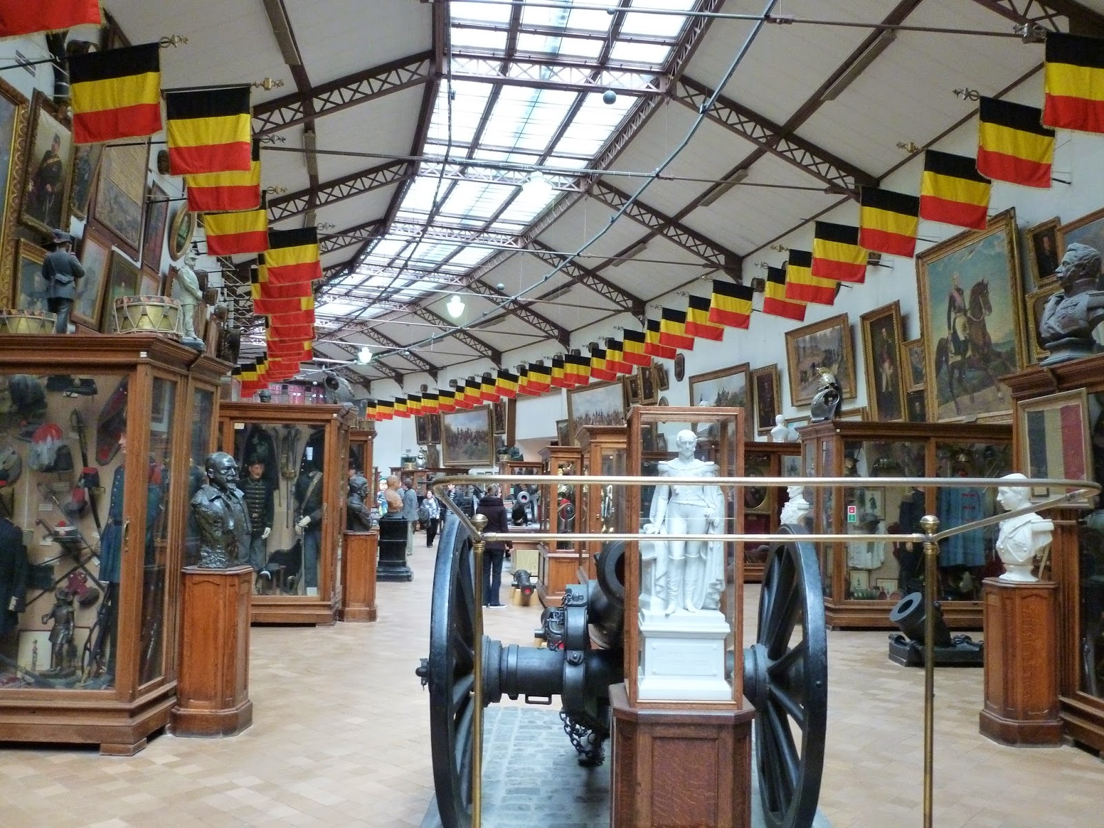 MUSEO REAL DEL EJÉRCITO Y DE LA HISTORIA MILITAR DE BRUSELAS