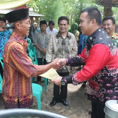 Gapura 'SELAMAT DATANG DI IBUKOTA KABUPATEN PRINGSEWU' yang berada di