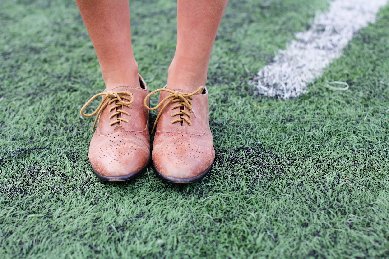 Make sure to get some detail shots as well when shooting outfit photos. A pair of worn in DV by Dolce Vita oxfords.