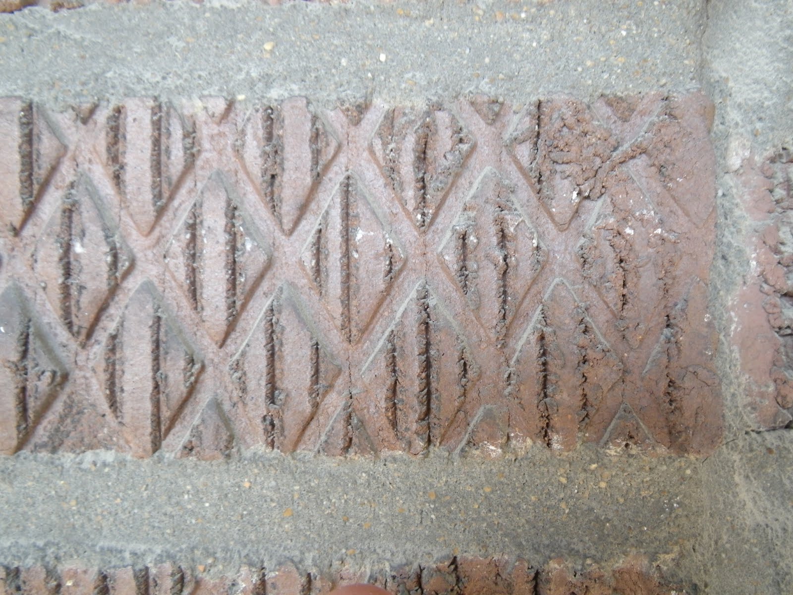 St. Louis Brick Diaper Bond in Bricks