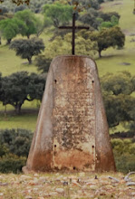 Memorial no Monte do Farrobo