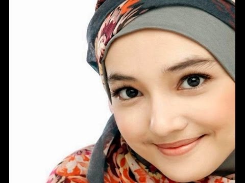 Biodata Lengkap Anna Karina Gilbert Pemeran Aisyah Putri Jilbab In Love