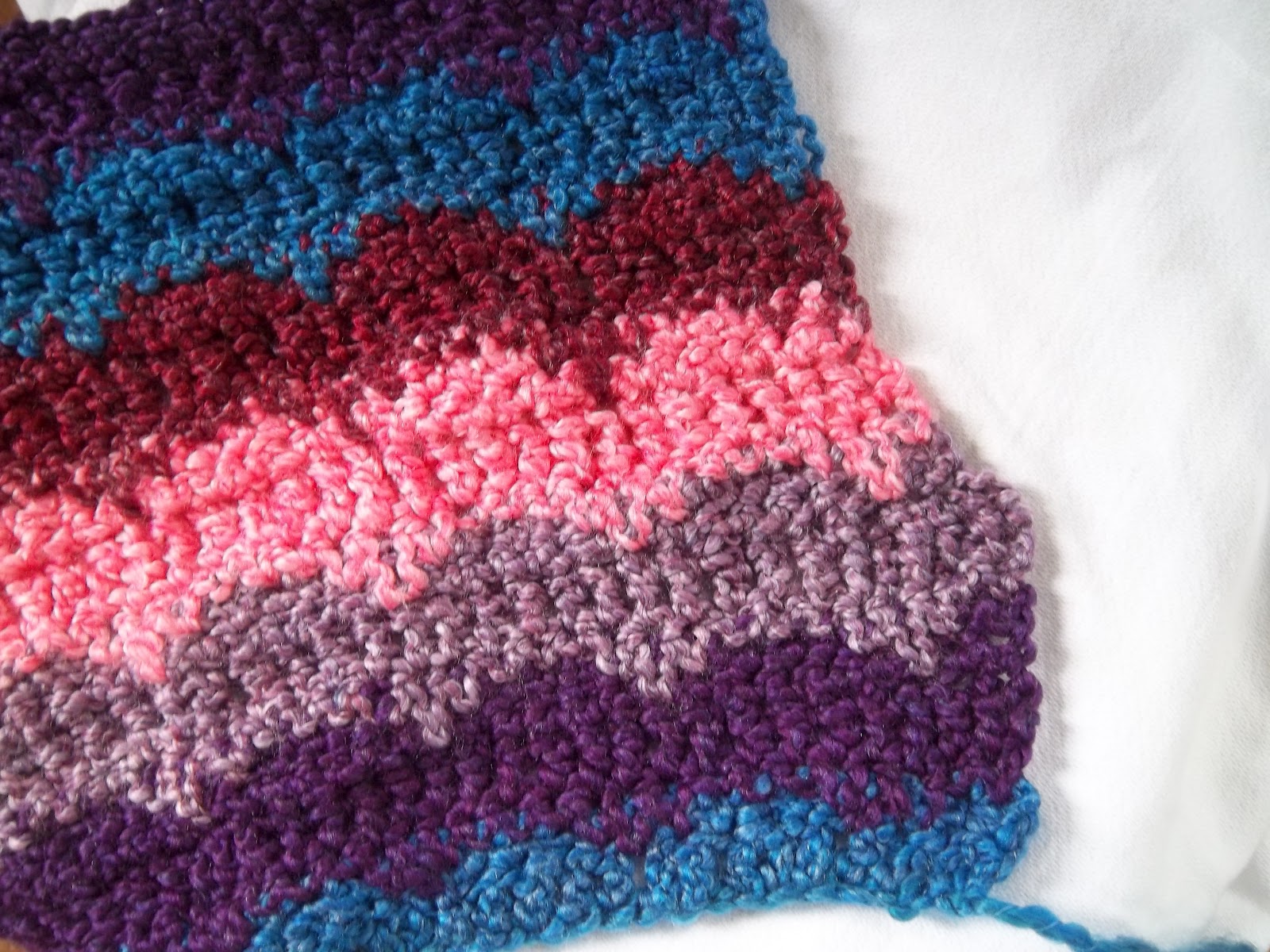 Pilgrim Purse ~ and Poetry: To Knit or Crochet?