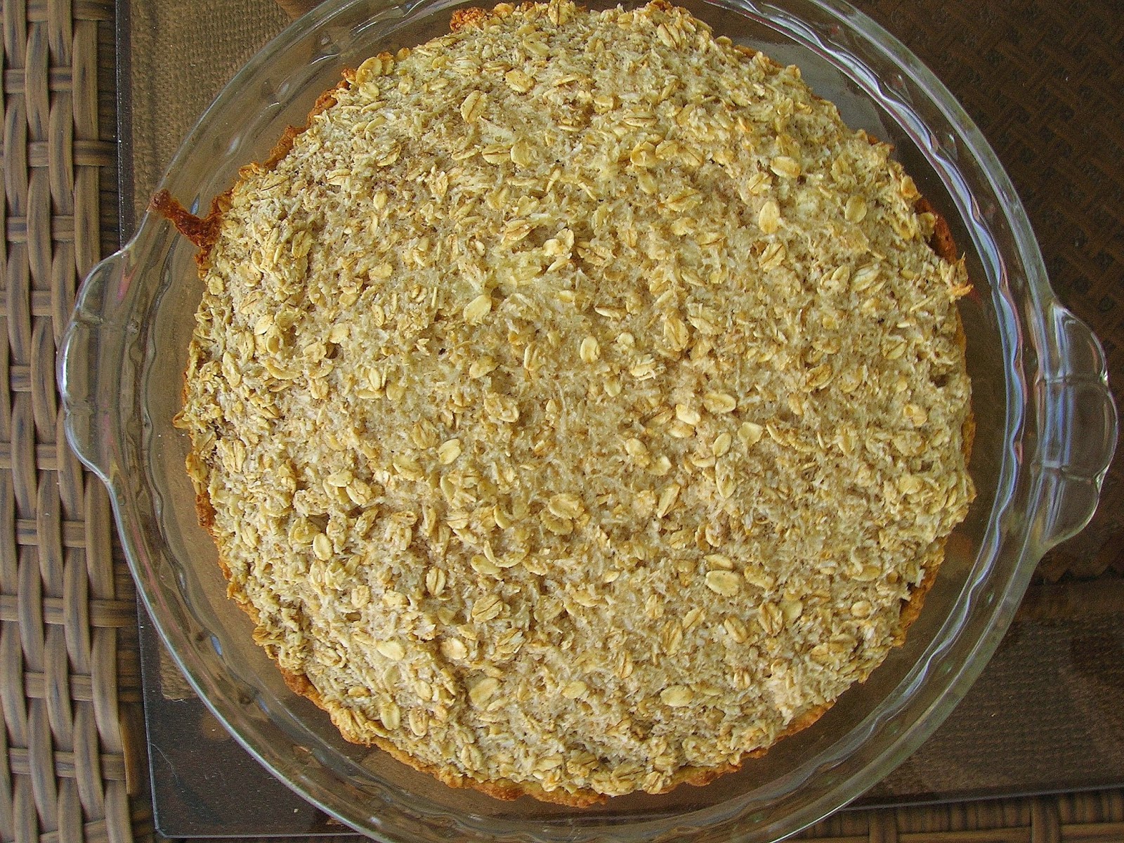 Oatmeal Coconut Cookie Pie, gluten free, sugar free, low fat/carbs
