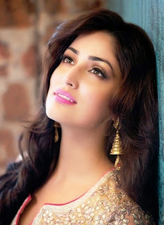 Yami Gautam IMAGES, GIF, ANIMATED GIF, WALLPAPER, STICKER FOR WHATSAPP & FACEBOOK