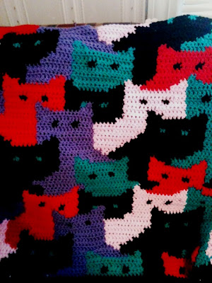 Craft Attic Resources: Cats Afghan Work in Progress