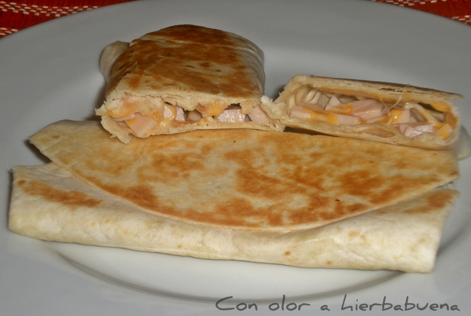 Con olor a hierbabuena Flautas de pavo y queso