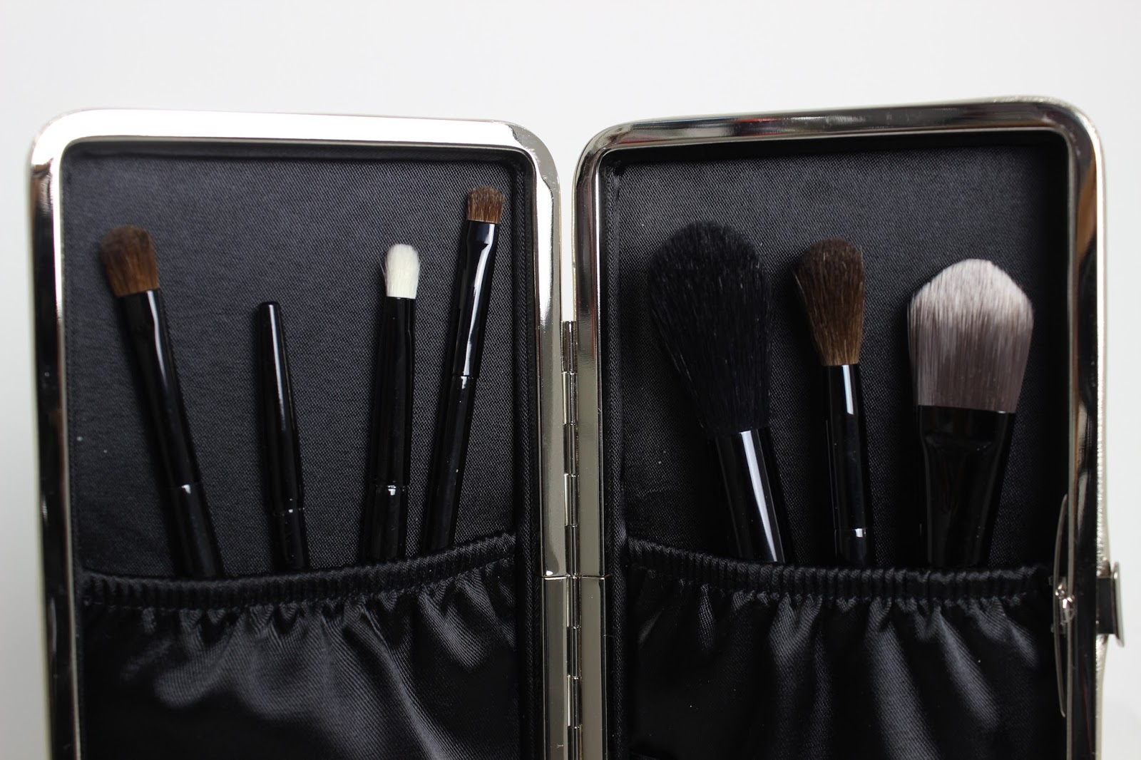 BELLES BOUTIQUE UK BEAUTY & MUMMY BLOG Bobbi Brown Old Hollywood
