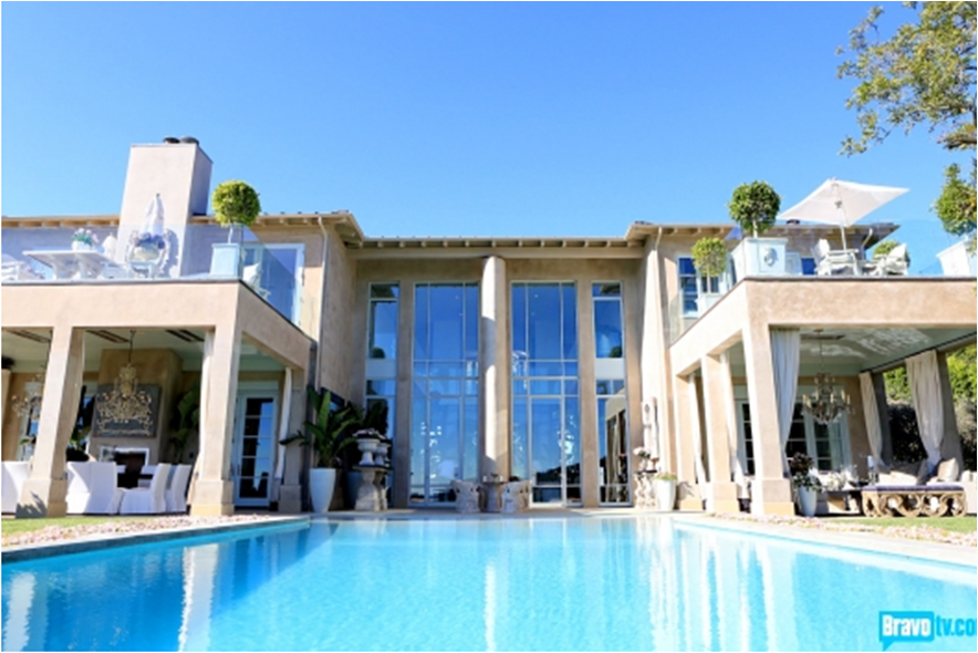 My Chic Nest Lisa Vanderpump is on the move